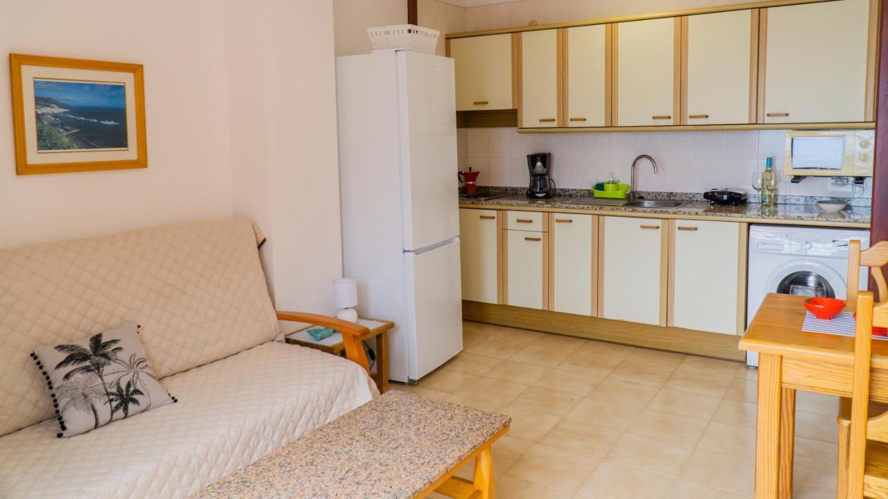 Apartamentos Tamaragua Brena Baja Bagian luar foto