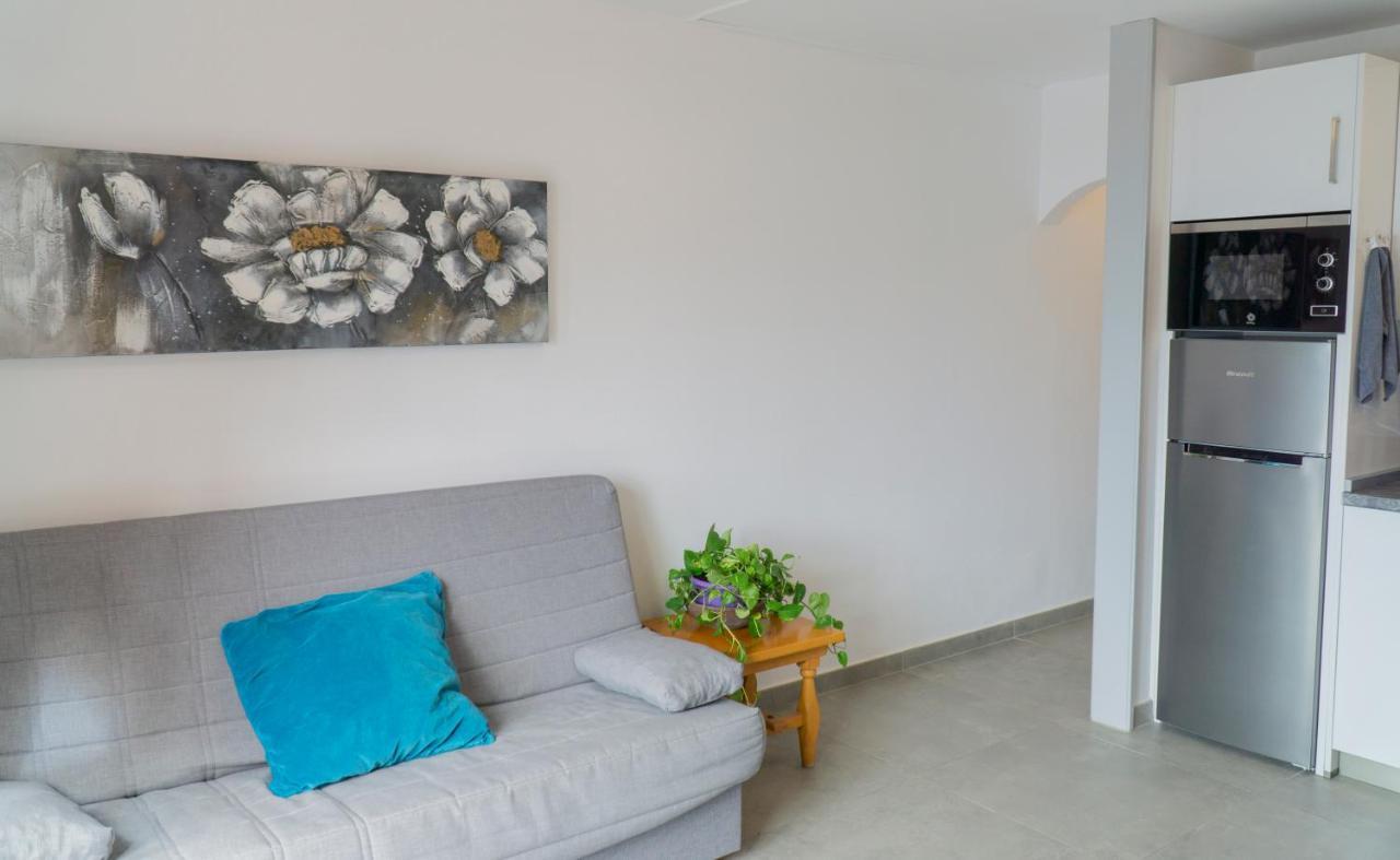 Apartamentos Tamaragua Brena Baja Bagian luar foto