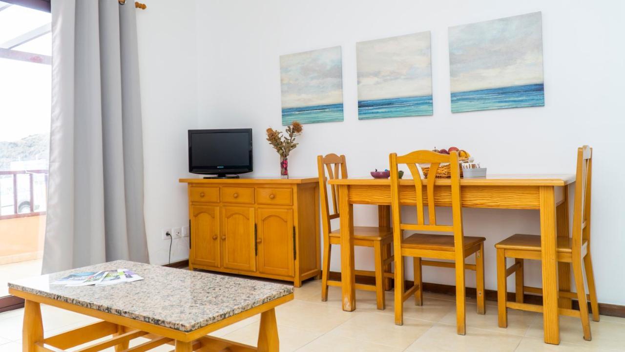 Apartamentos Tamaragua Brena Baja Bagian luar foto