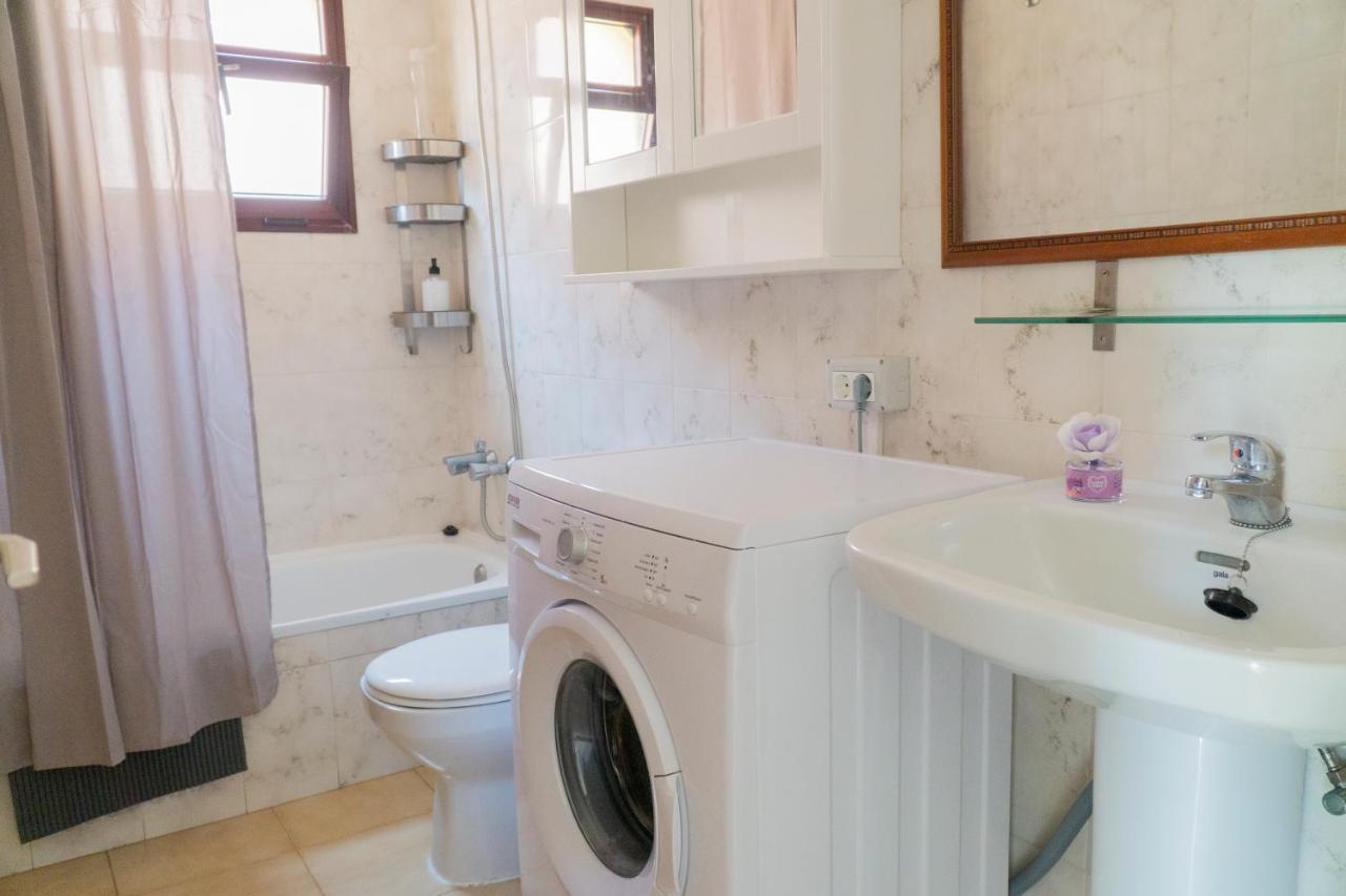 Apartamentos Tamaragua Brena Baja Bagian luar foto